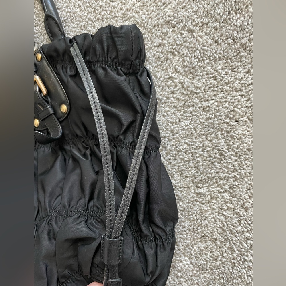 Prada Black Gaufre Tote Bag - Picture 8 of 17